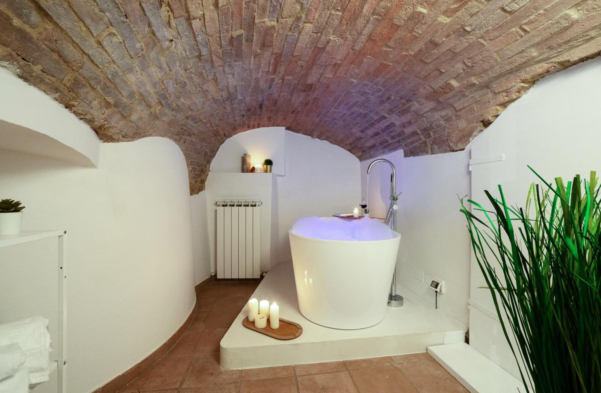 Medieval Flat With Whirlpool Bath Lägenhet Perugia Exteriör bild